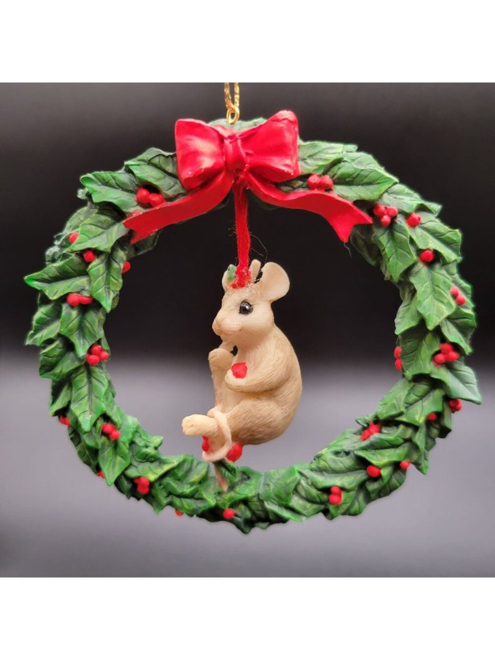 Charming Tails Holiday Wreath Mouse Ornament Early Retired 87/939